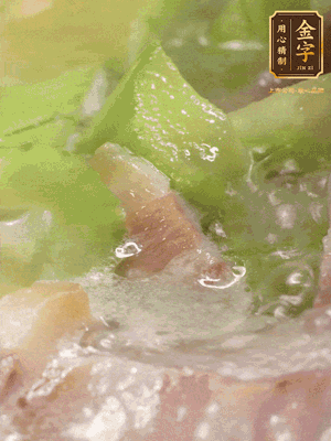 加一點(diǎn)糖、1碗開(kāi)水煮到絲瓜半透明